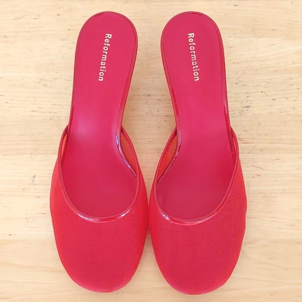 Reformation Red Mesh Sandals - Picture 5 of 15